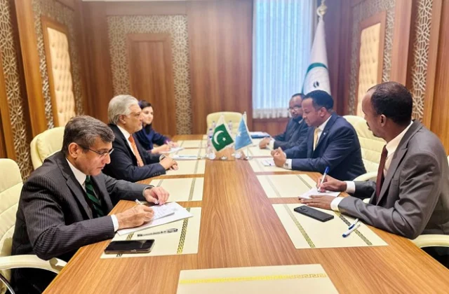 Somalia and Pakistan Commit to Strengthen Cooperation in Security, Education, and Trade