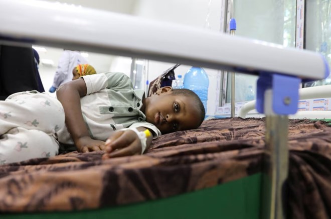 Children bear brunt of Somalia diphtheria surge as vaccine shortages, aid cuts worsen crisis