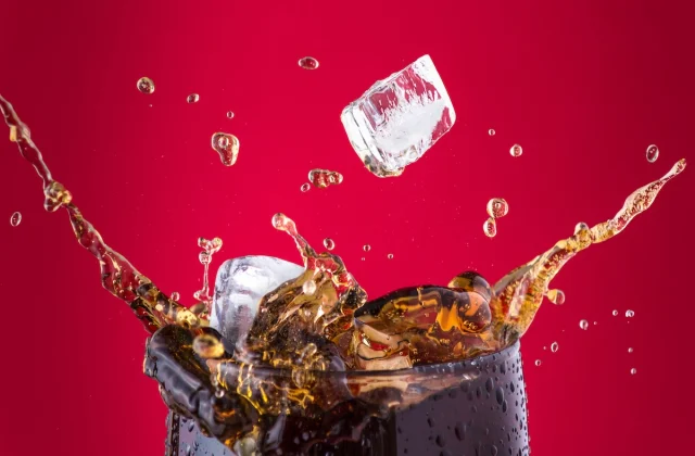 Soda Made with Real Sugar: A Tasty Alternative to Artificial Syrups