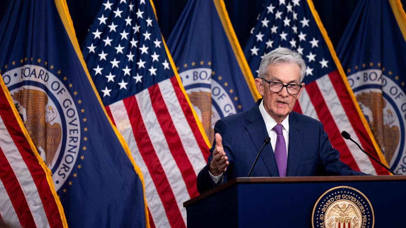 Fed delivers rate cut, sees steady pace of further reductions