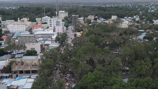 Armed militia clash with Somali police in Beledweyne, injuring officer and civilian