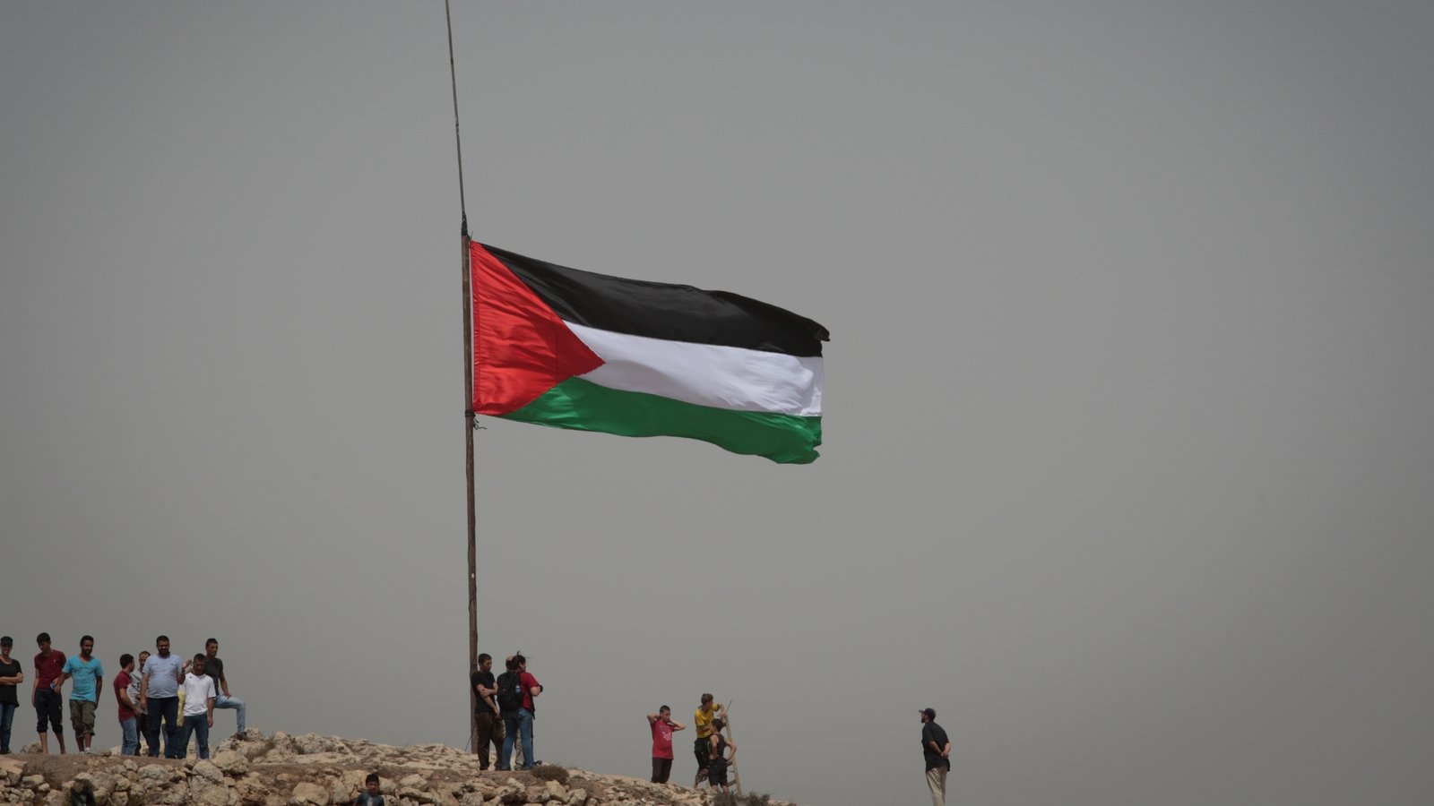 Portugal joins other countries in recognising Palestinian state