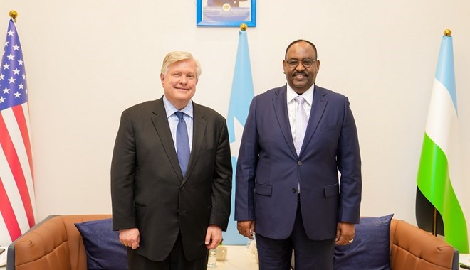 U.S. envoys meet Puntland State President Deni, vow support for anti-ISIS efforts
