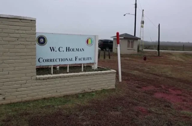 Alabama carries out nitrogen-gas execution of convicted murderer