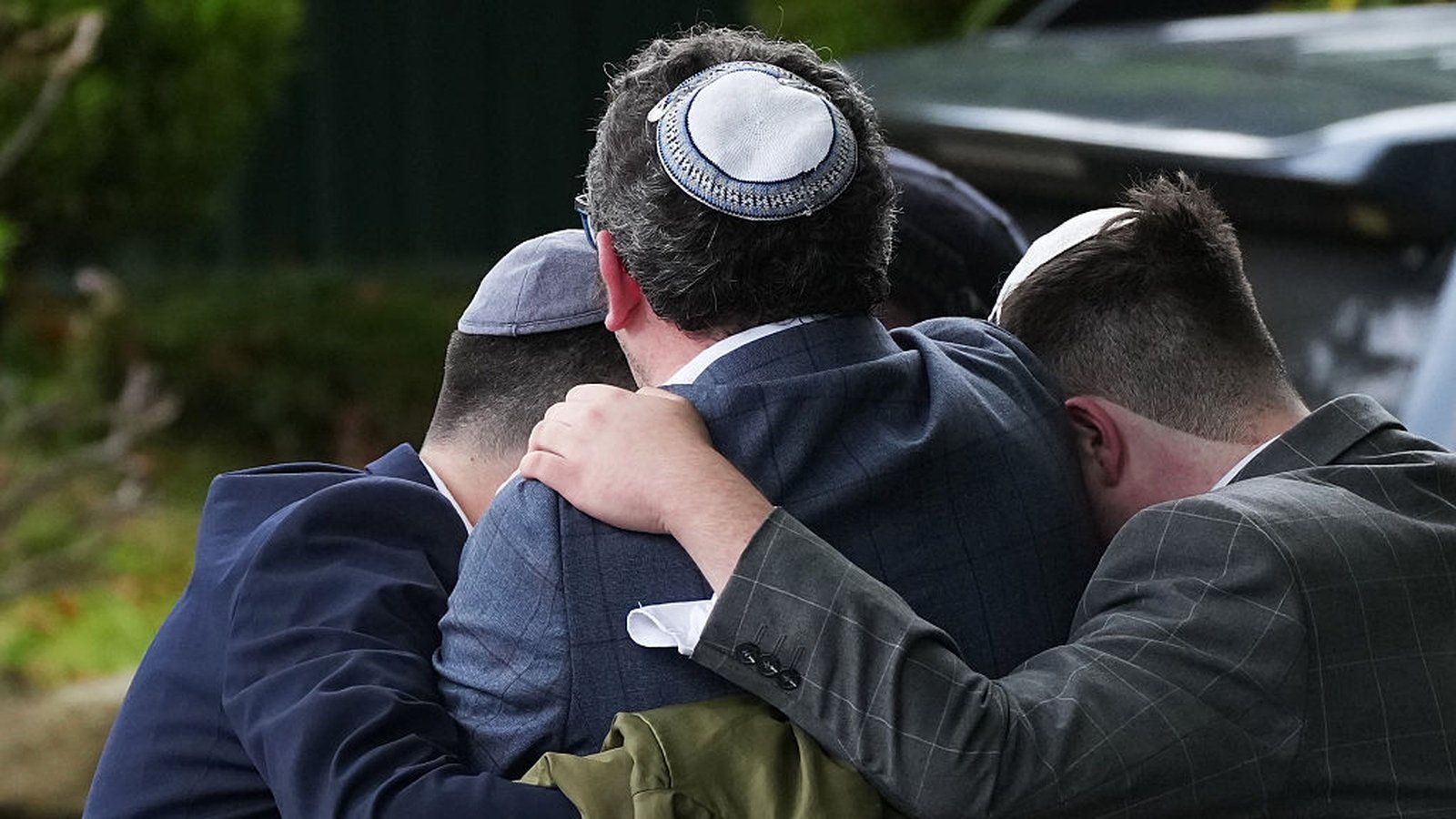 Police get more time to question suspects after Manchester synagogue attack