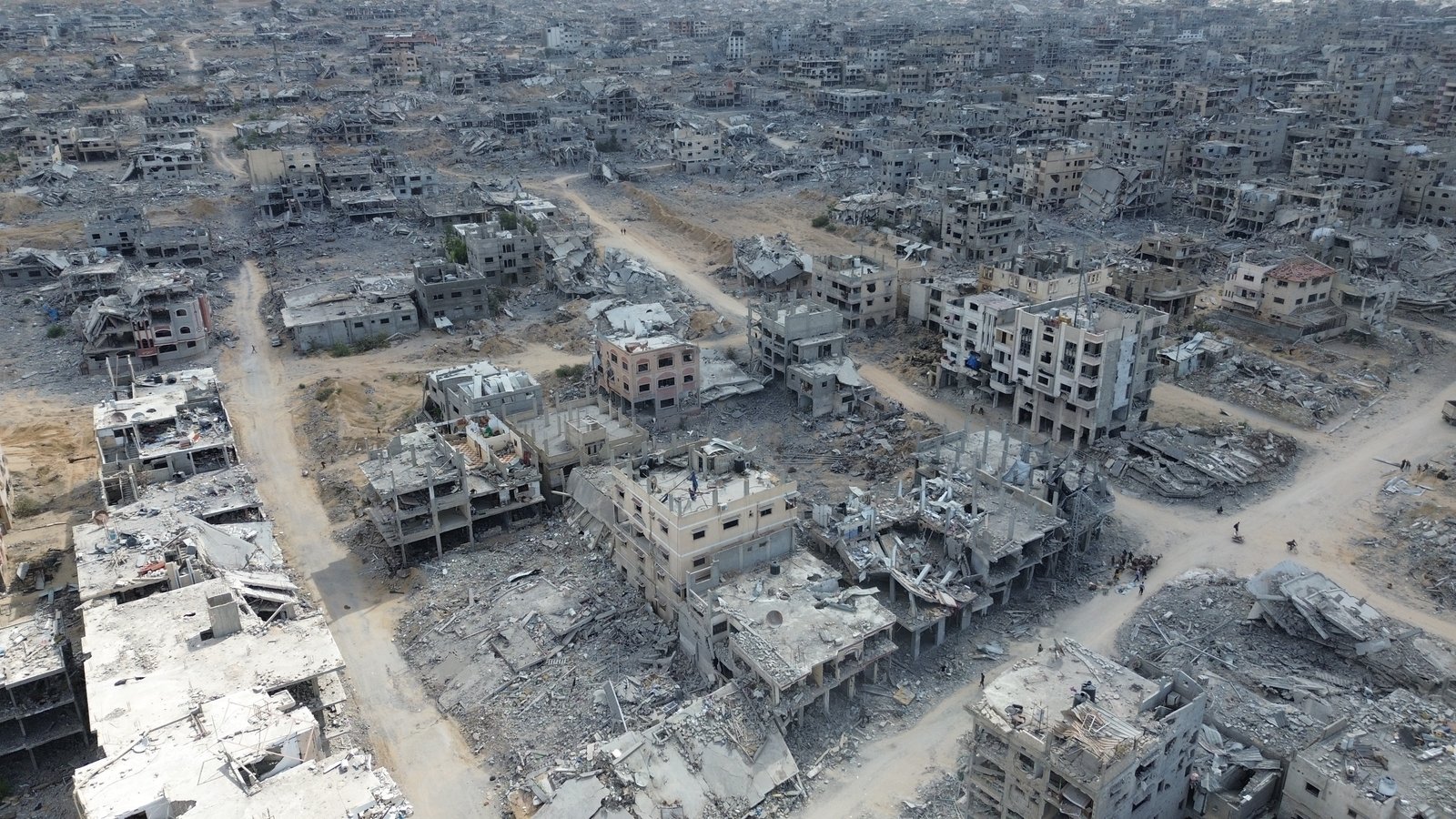 Gaza ceasefire holds ahead of expected hostage release
