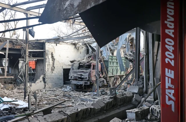 Russian strikes in Ukraine kill at least two people