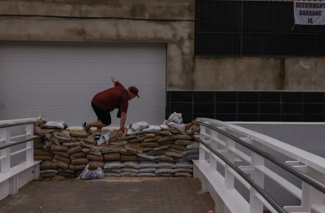 Schools and parks closed as torrential rain batters eastern Spain