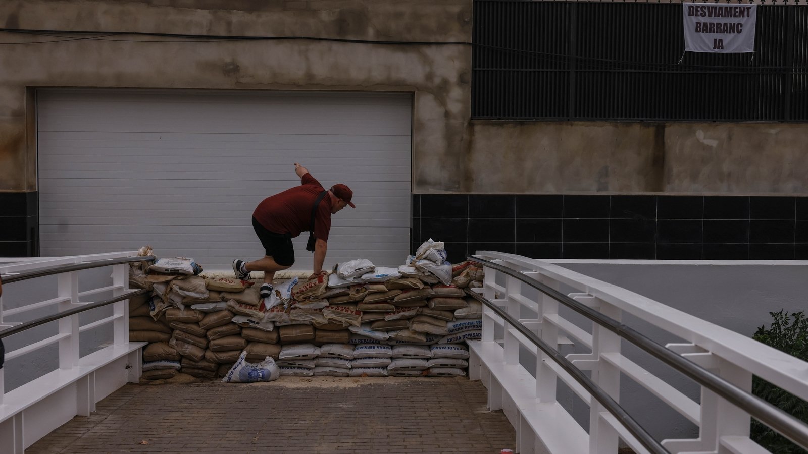 Schools, parks closed as heavy rains lash eastern Spain