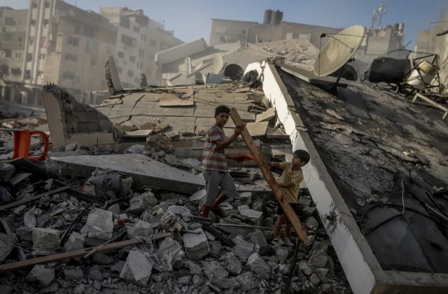 Trump Announces Israel Accepted Gaza Withdrawal Line During Negotiations