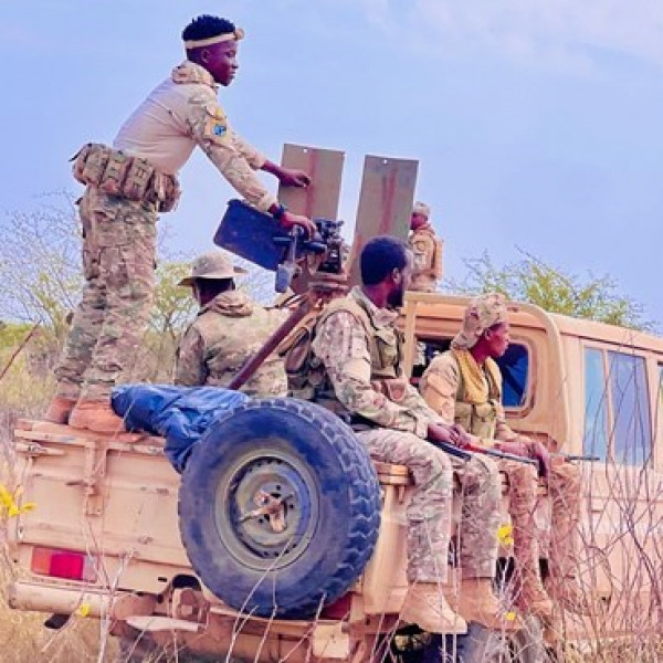 Airstrikes Target Al-Shabaab-Held Town in Somalia Amid Military Advance