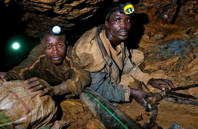 Many Lives Lost in DR Congo Mine Bridge Disaster