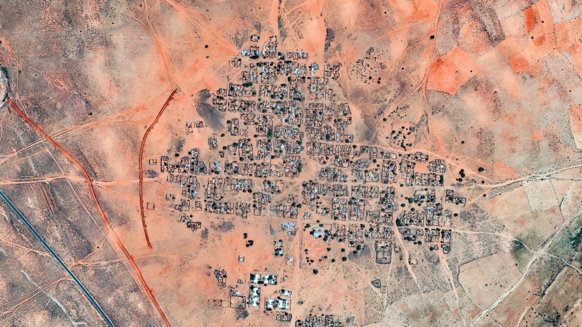 Satellite images suggest ongoing mass killings in