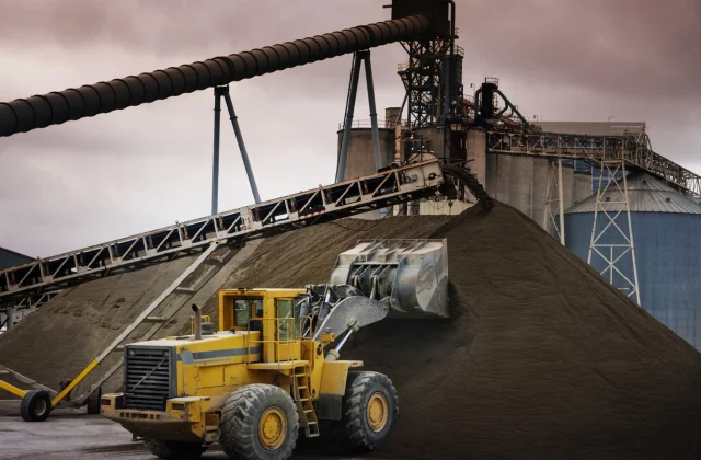 Study finds global fossil fuel emissions set to reach record high