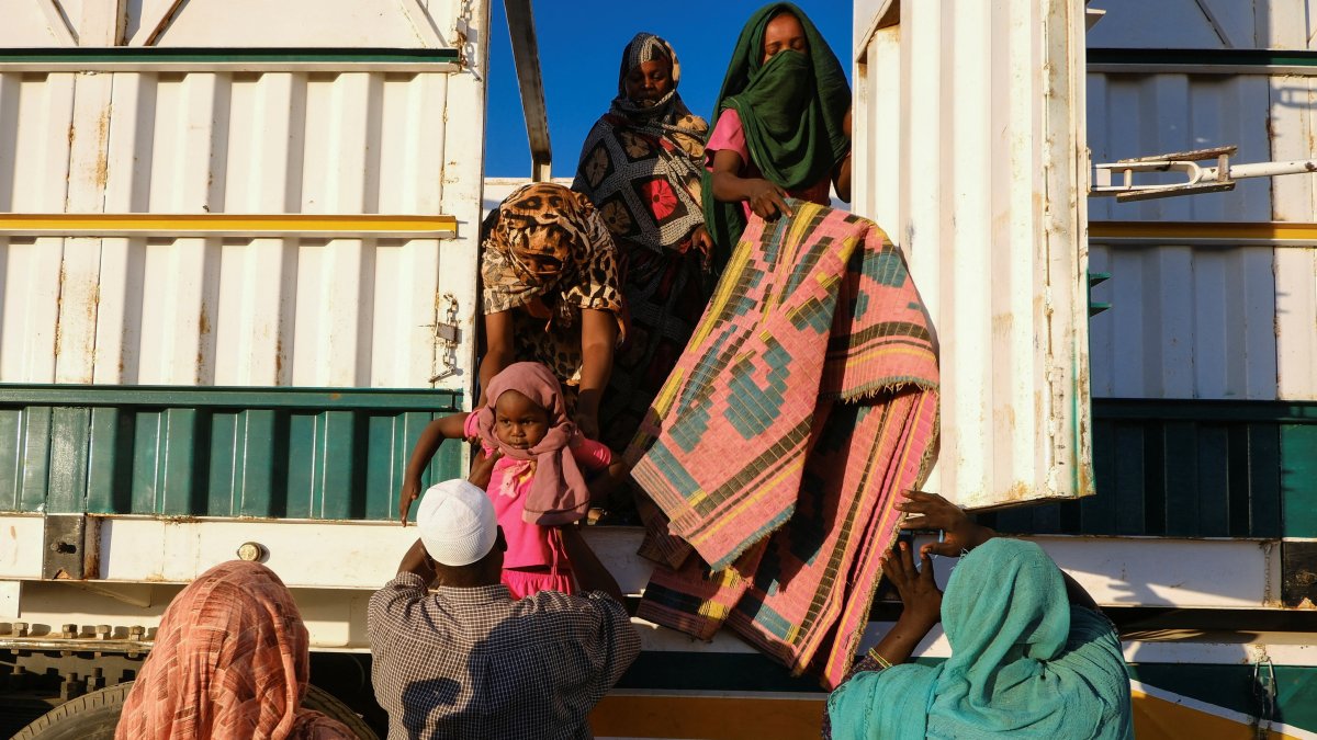 Sudan’s civil war explodes into int'l scramble for