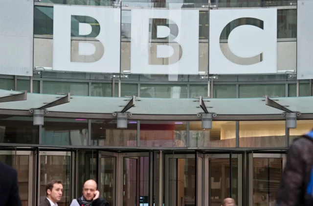 Tim Davie urges BBC staff to defend and champion their journalism