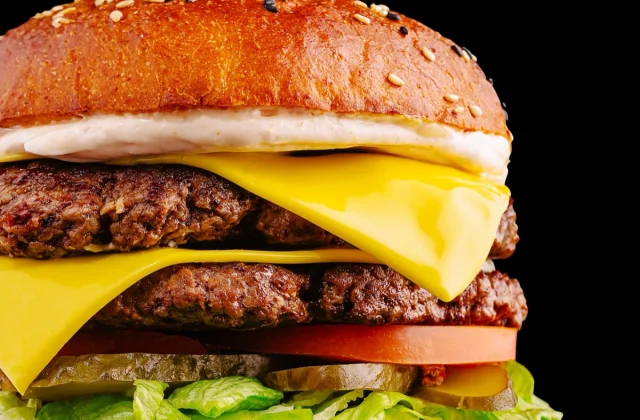7 Indicators Your Burger Lacks Genuine Beef Content