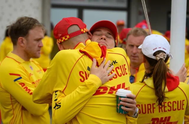 Australian lifeguards unite to honour victims of the Bondi Beach tragedy