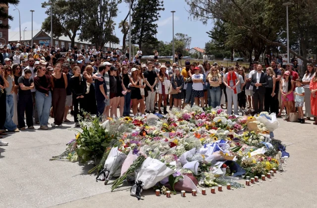 Australia’s Albanese unveils plan to tighten gun laws after shooting
