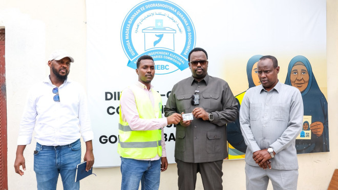 Nearly 200,000 Banadir voters receive cards as election deadlines tighten - Hiiraan Online