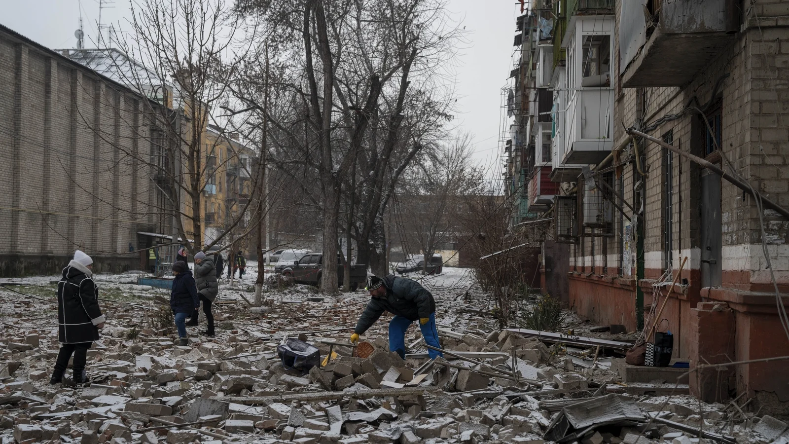 Byrne insists sanctions remain until Russia ends occupation of Ukraine