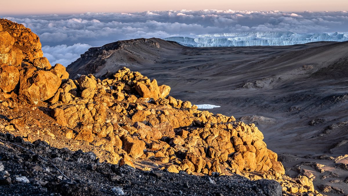 Five Perish in Rescue Helicopter Crash on Tanzania’s Iconic Mountain
