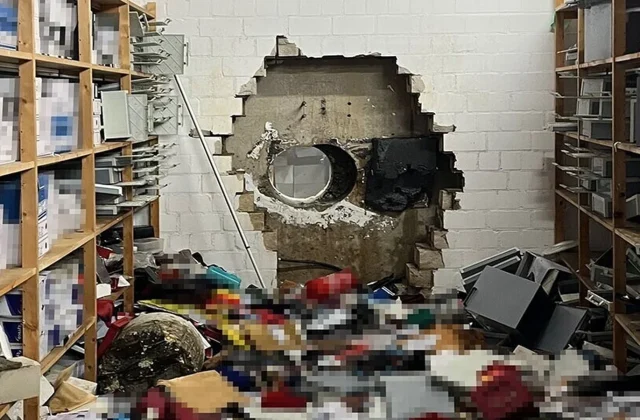 Ocean’s Eleven-style thieves loot €30m in cash and gold from German bank