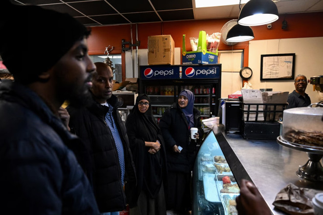 Raids, fraud probes and Trump rhetoric put Minnesota’s Somali community on edge - Hiiraan Online