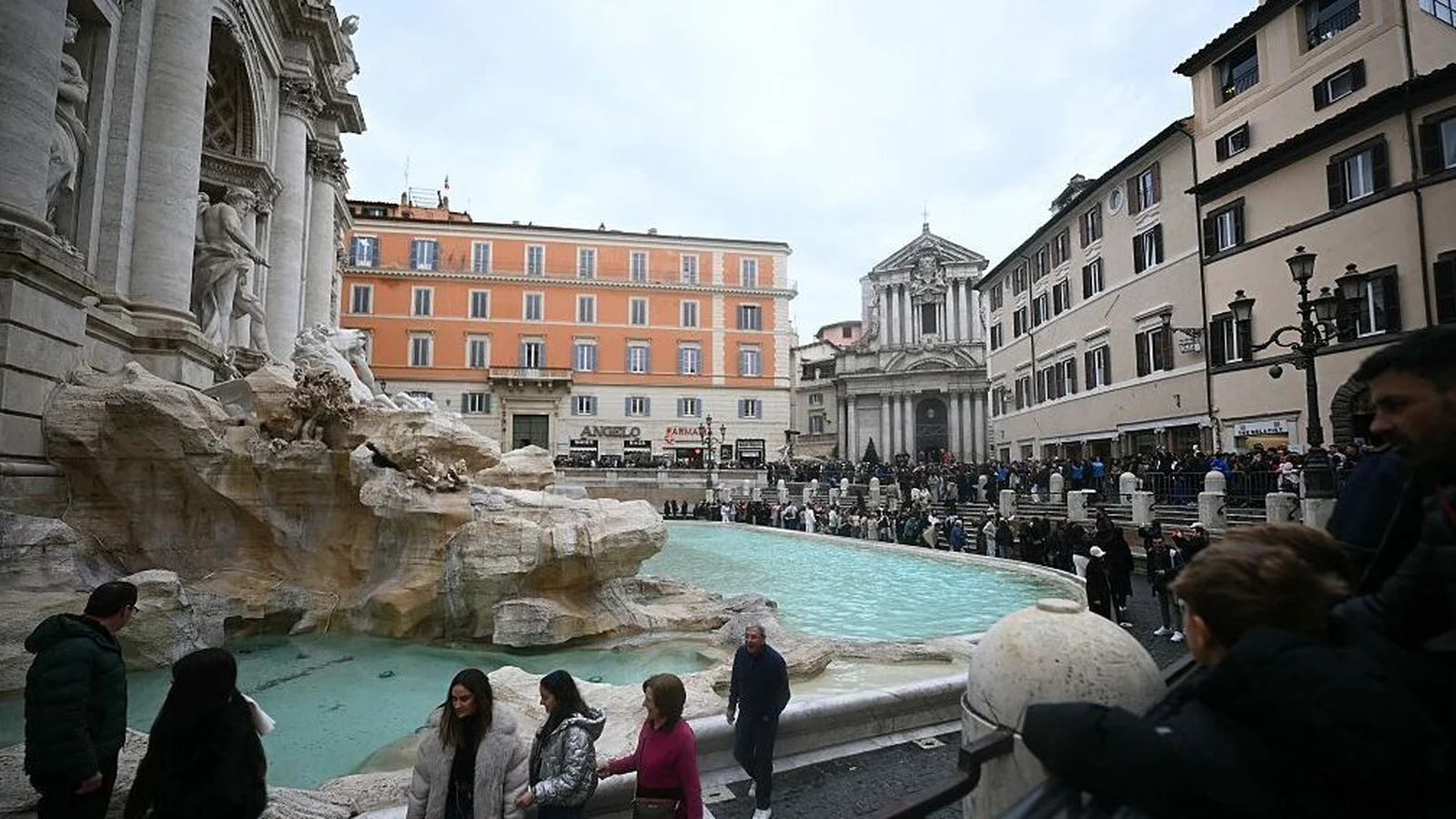 Rome to charge tourists for close-up access to Trevi Fountain