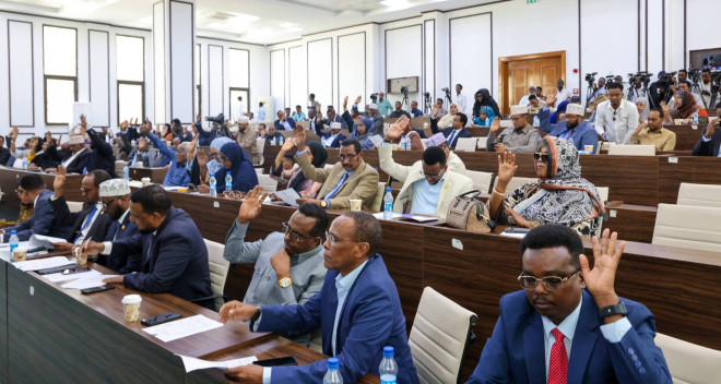 Somali parliament votes 140–1 to tighten regulation of national accounting sector - Hiiraan Online