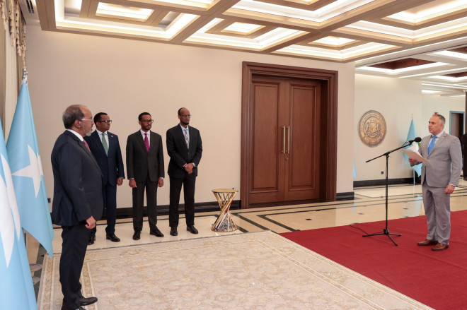 Somali President receives credentials of eight new ambassadors - Hiiraan Online