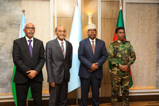 Somalia and Djibouti Defense Ministers Meet for Talks in Mogadishu