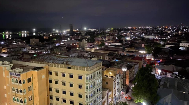 Suspected Al-Shabaab suicide bomber shot dead at General Dhagabadan camp - Hiiraan Online