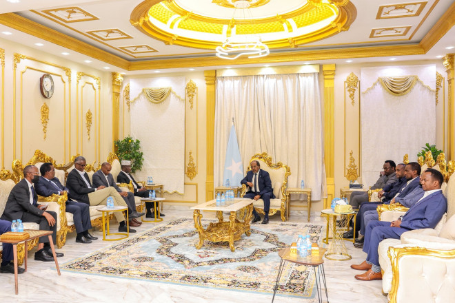 Somalia’s president meets regional leaders after Israel signals North Western State of Somalia recognition