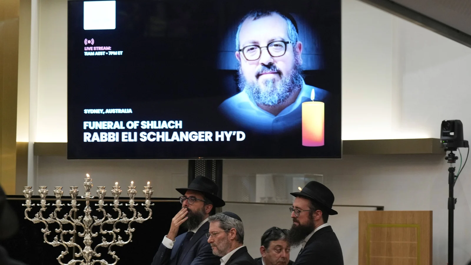 Sydney mourners pay tribute to rabbis killed in Bondi shooting