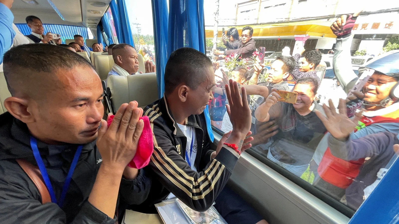 Thailand frees 18 Cambodian troops detained since July