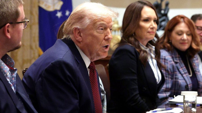 Trump unveils $12bn farm aid package to help farmers who faced 'unjustified trade actions' - Hiiraan Online