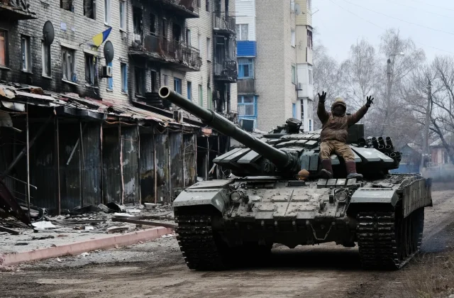 U.S., Russian officials convene in Florida to resume Ukraine negotiations
