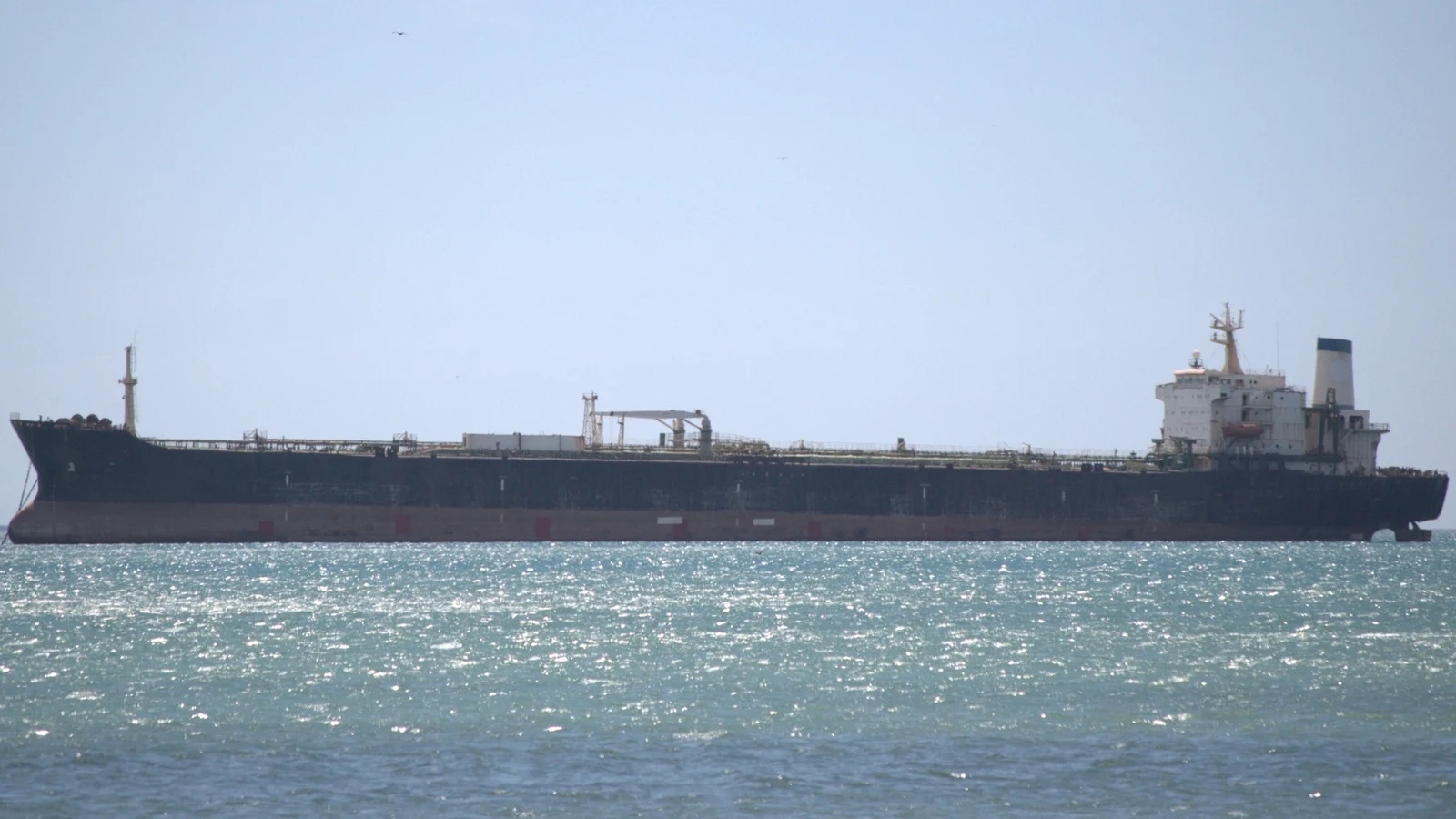 US towing seized tanker from Venezuela to port and confiscate oil - White House