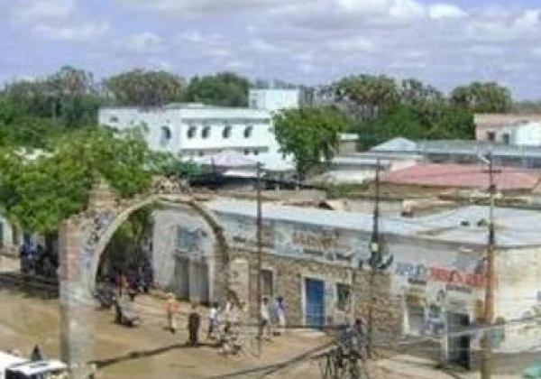 Al-Shabaab storms strategic Somali town, igniting fierce clashes with government troops