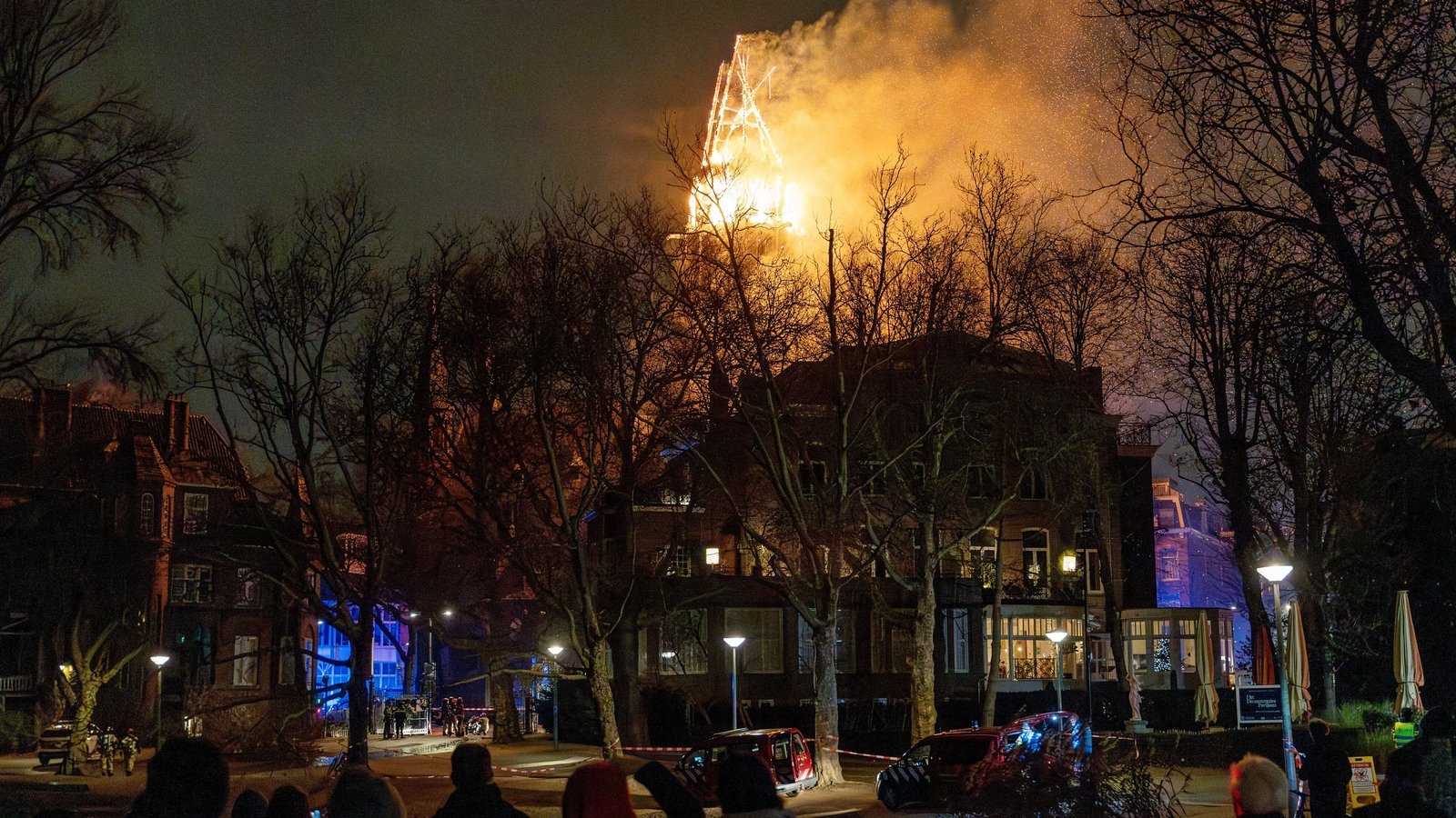 Amsterdam Church Devastated by Fire as Dutch New Year Turns Chaotic