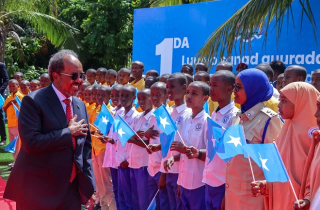 Aragti: Sida Taariikhdu u Hagto Saadaasha Mustaqbalka Soomaaliya