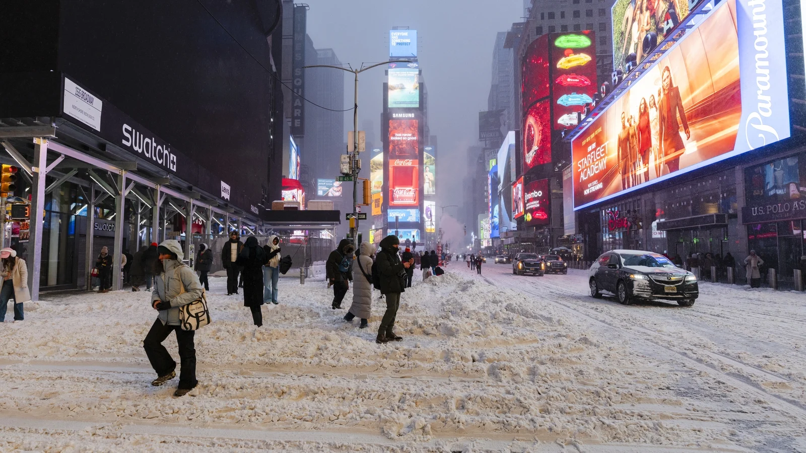 Arctic blast keeps U.S. in deep freeze from South to Northeast