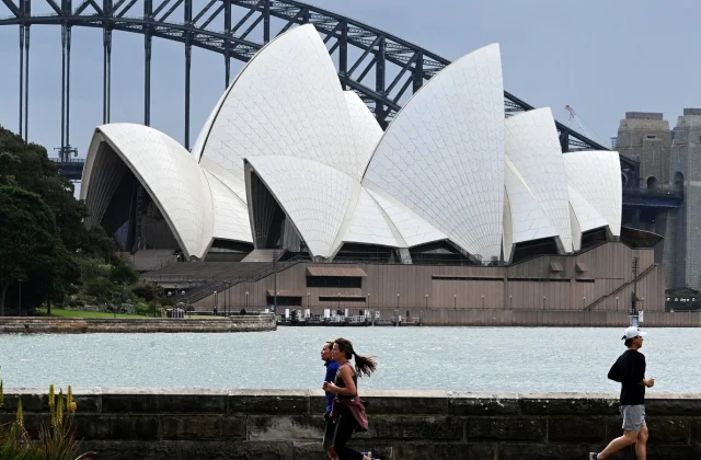 Australian 12-year-old dies after injuries sustained in shark attack