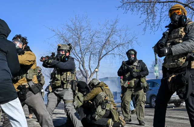 Demonstrations erupt after U.S. immigration agents shoot man in Minneapolis