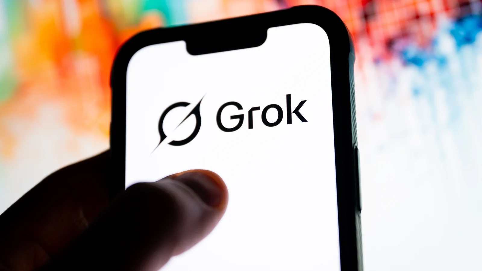 Elon Musk’s Grok-blocking tweaks stir controversy over X platform access