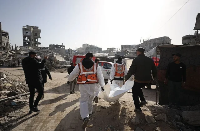 Israel hands over Palestinian remains, capping first stage of ceasefire exchanges