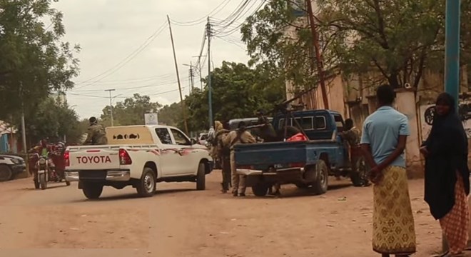 Landmine Strikes Convoy Escorting Hirshabelle President Near Jowhar, Somalia, Injuring Officials