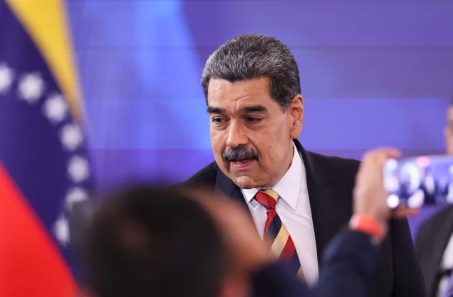 Maduro signals Venezuela ready to restart talks with the United States