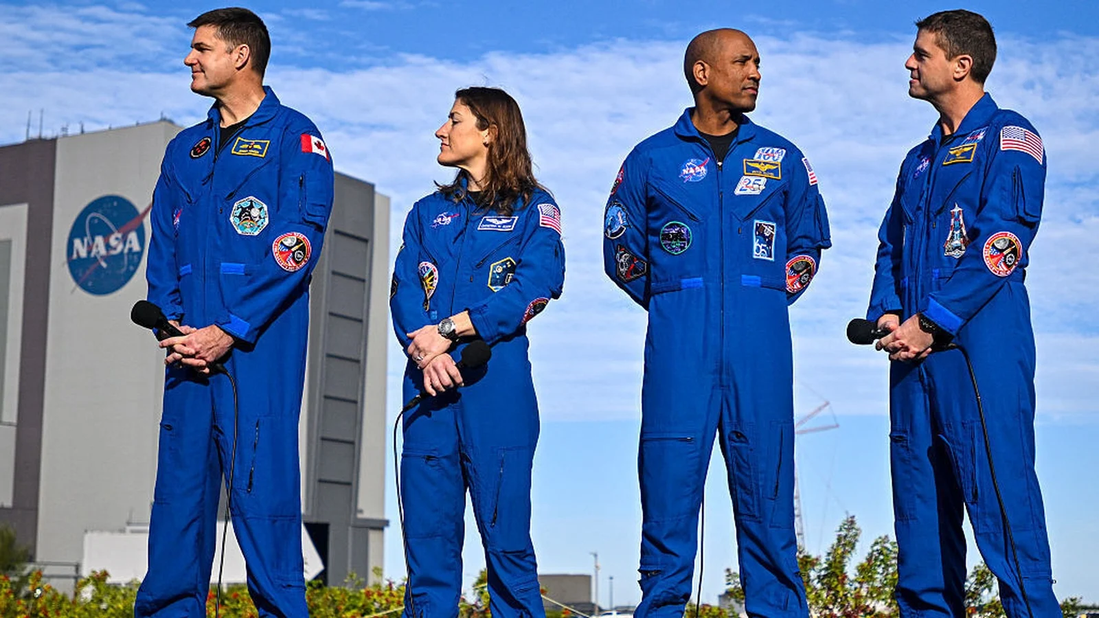 NASA announces date for first human lunar flyby in half a century